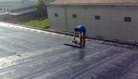 屋頂防水補(bǔ)漏的材料有哪些？一般來說會(huì)怎么進(jìn)行工程？